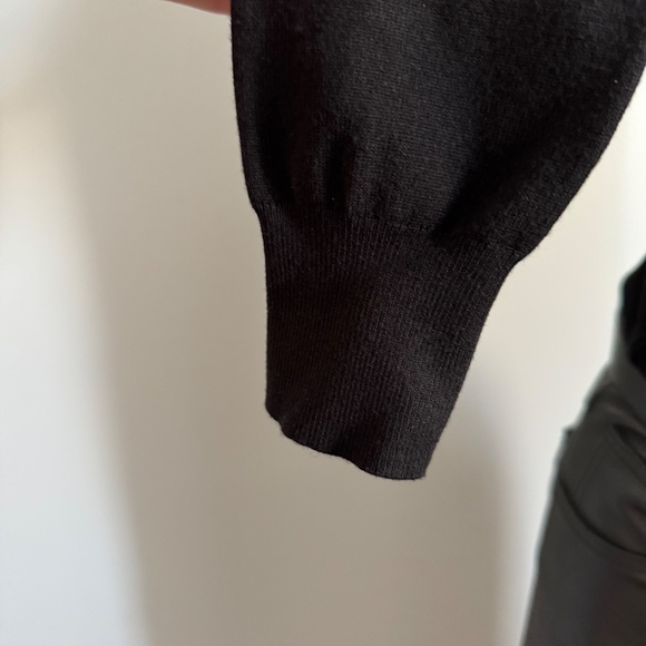 Cielo - Black Knit Turtleneck Sweater - Picture 6 of 9